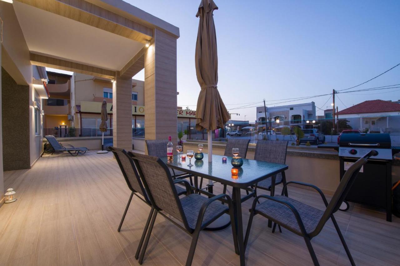 Luxury Villa Eva-Mari With Jacuzzi, 50M From The Beach Sztalósz Kültér fotó